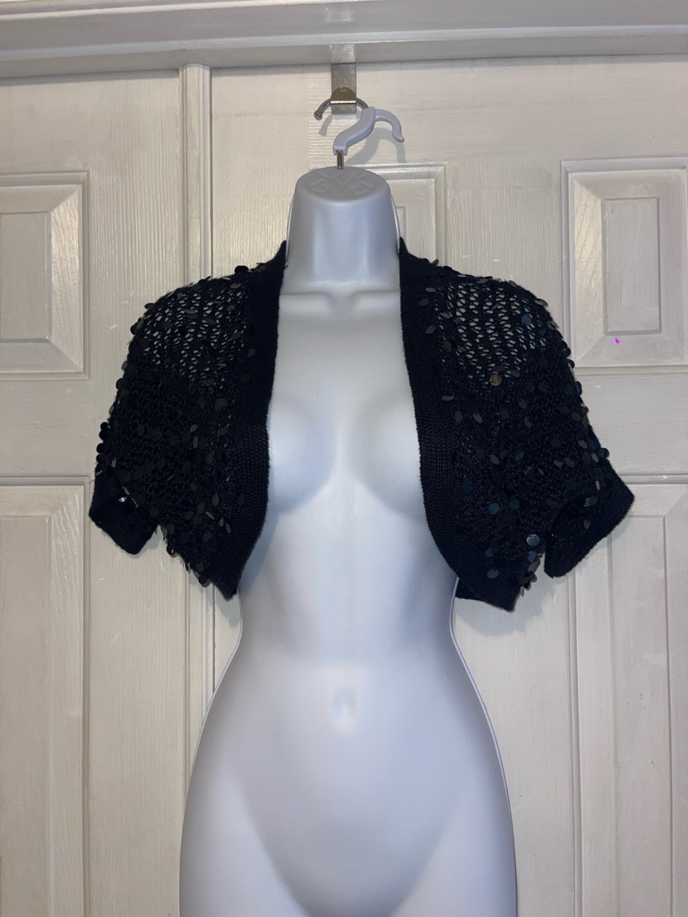 Black Short-Sleeve Crochet Bolero Sweater - Brand Mandee.